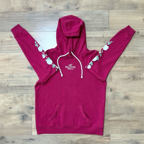 Hollister Women's Red Hoodie with White Floral Design Size L - Picture 5 of 14